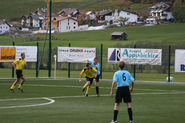 gal/09. Spieltag- Pichl Gsies-SV Reischach/2006-10-30 - SVR gg. Pichl Gsies 034.jpg